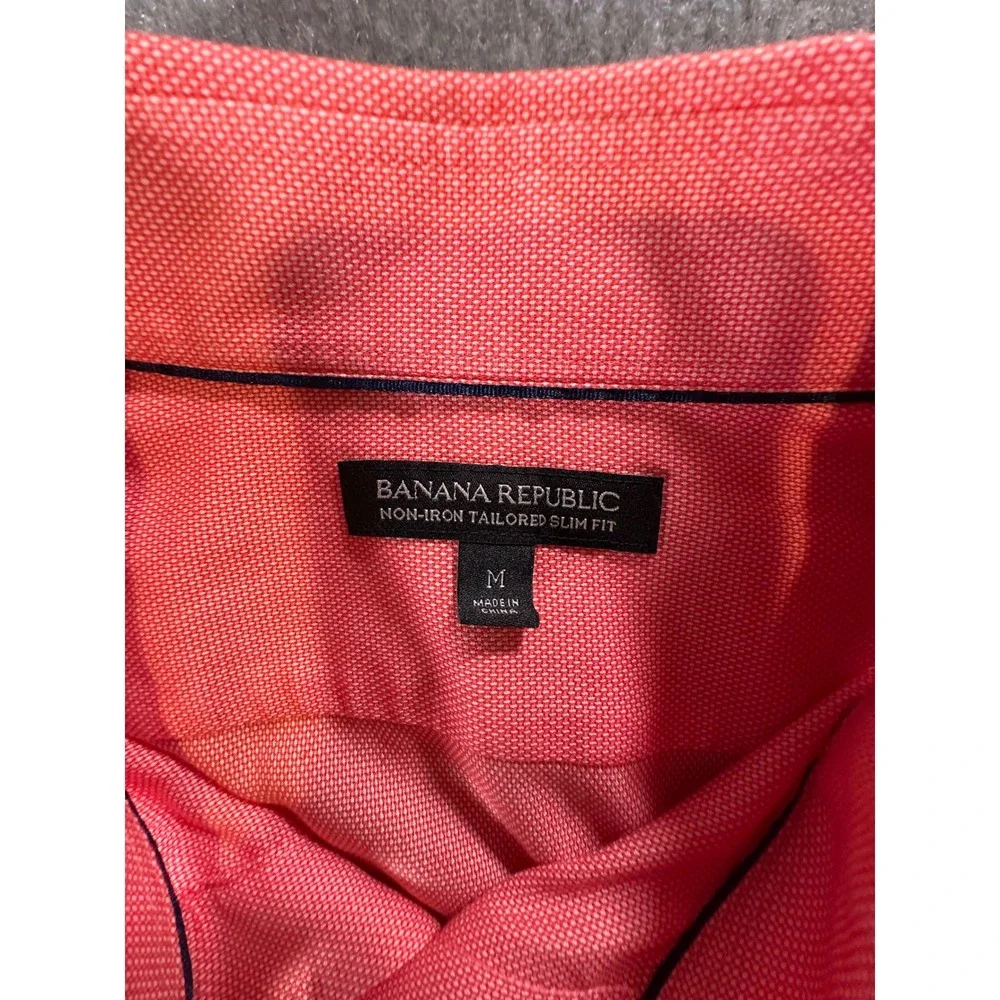 Banana Republic Mens Non-Iron Tailored Slim Fit Shirt Coral Pink Long Sleeve M